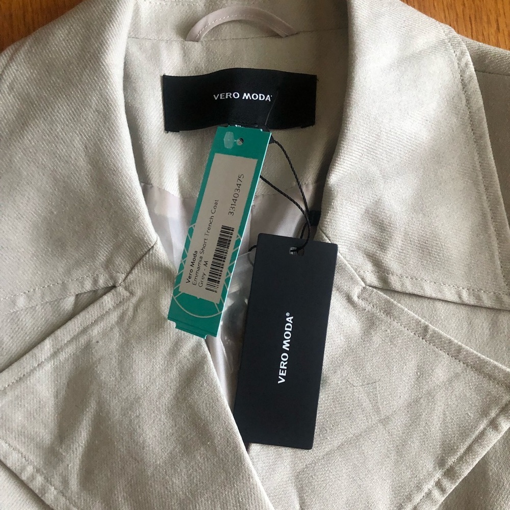 NWT Vero Moda Emmamia short trench coat - Picture 2 of 5